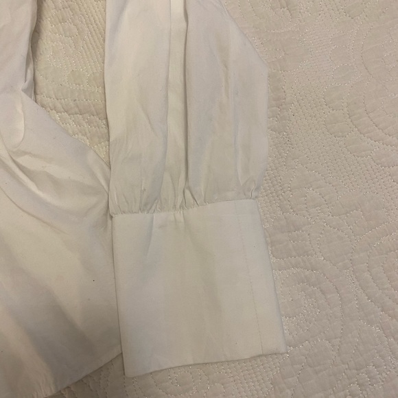 Off the shoulder dress shirt - Picture 5 of 6